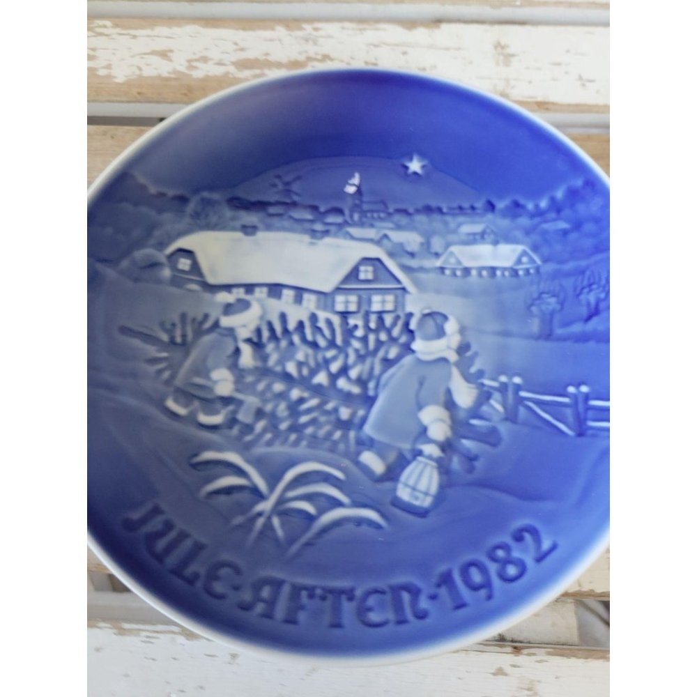 B&g the Christmas tree 9082 1982 tree‎ plate Denmar